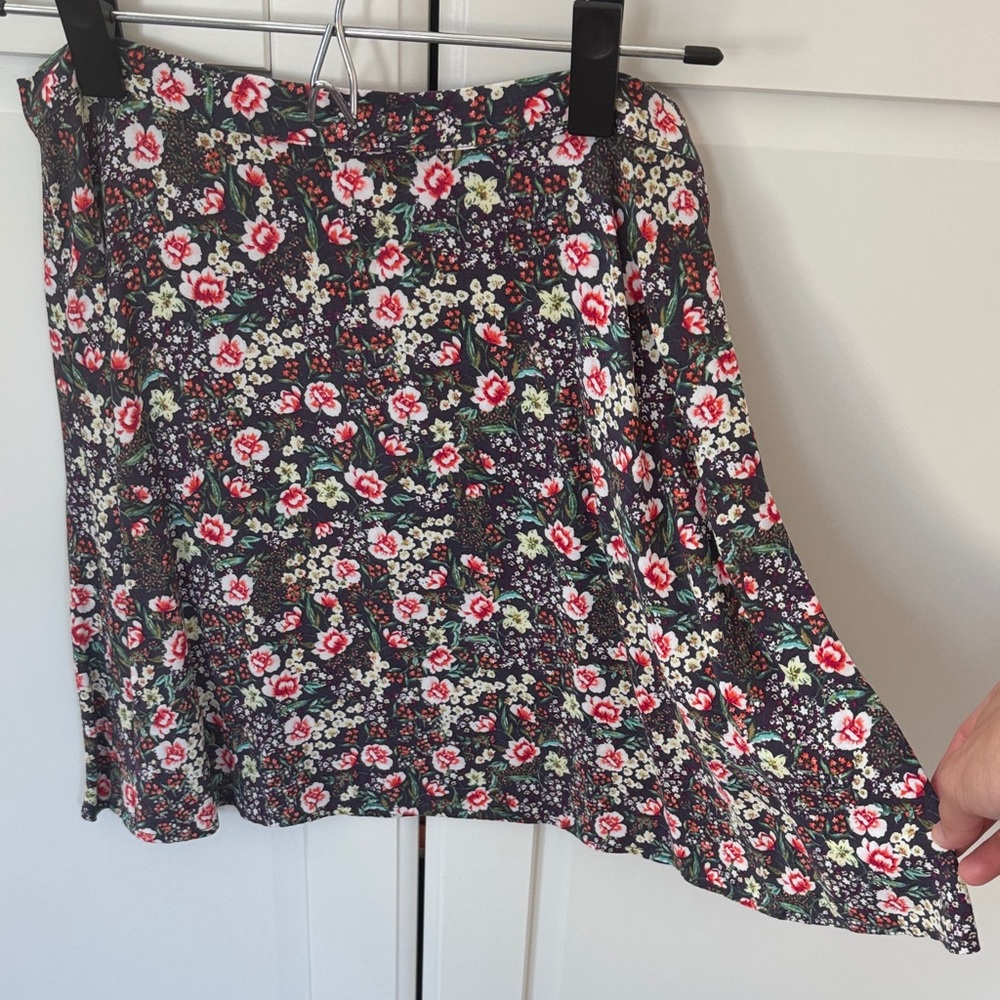 O'Neill Floral A-Line Skirt - Soft & Colorful